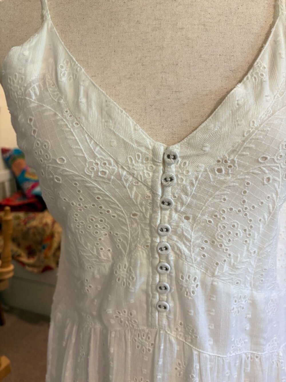 Sundance Eyelet Maxi Dress NWT - Picture 3 of 6